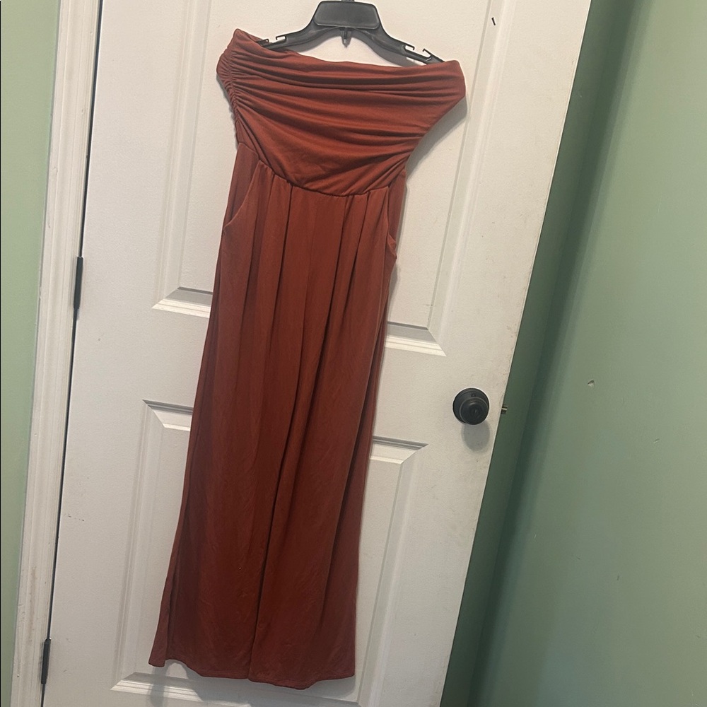Heart & Hips Strapless Rust Dress